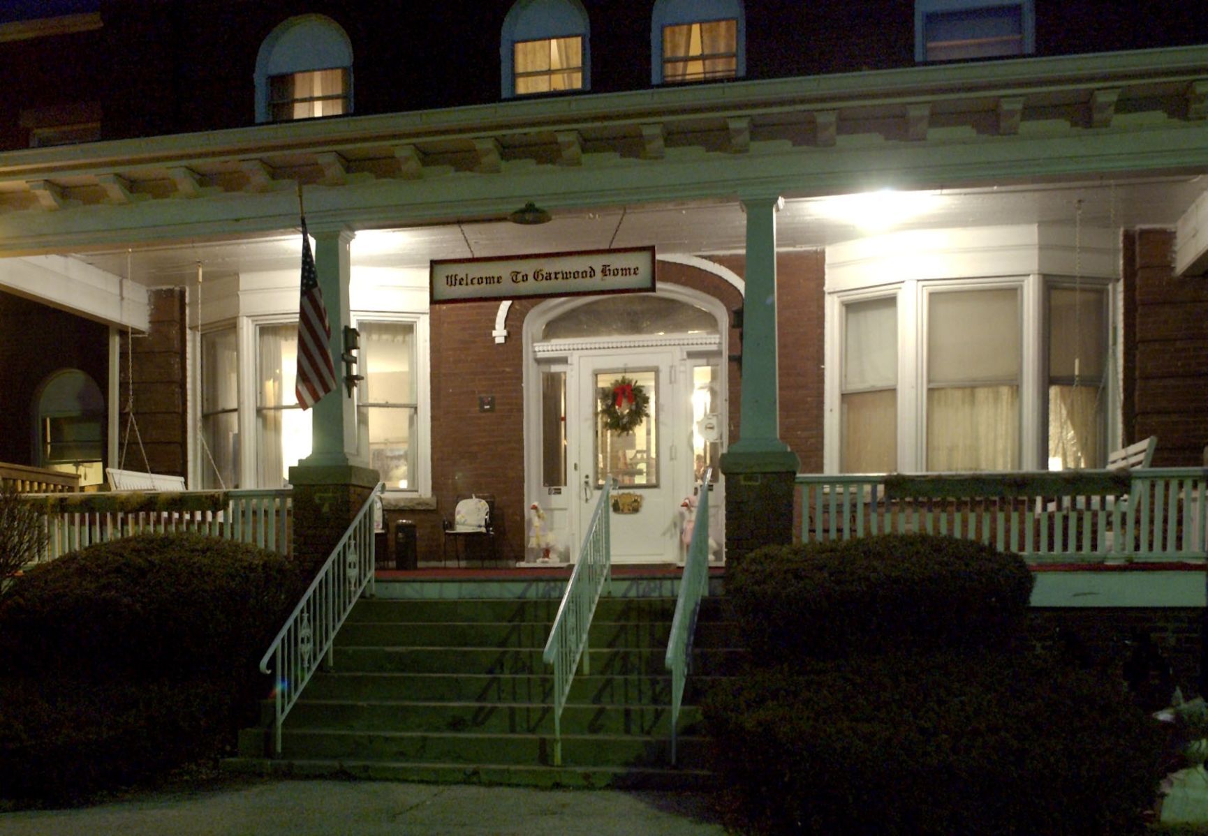 06052021 BAGgarwood.jpg